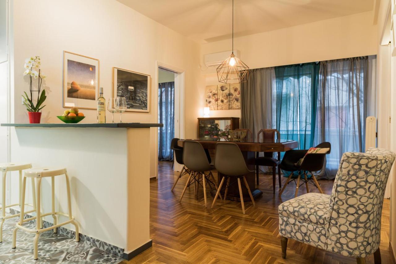 Modern-Vintage Apartment By Acropolis Museum アテネ エクステリア 写真