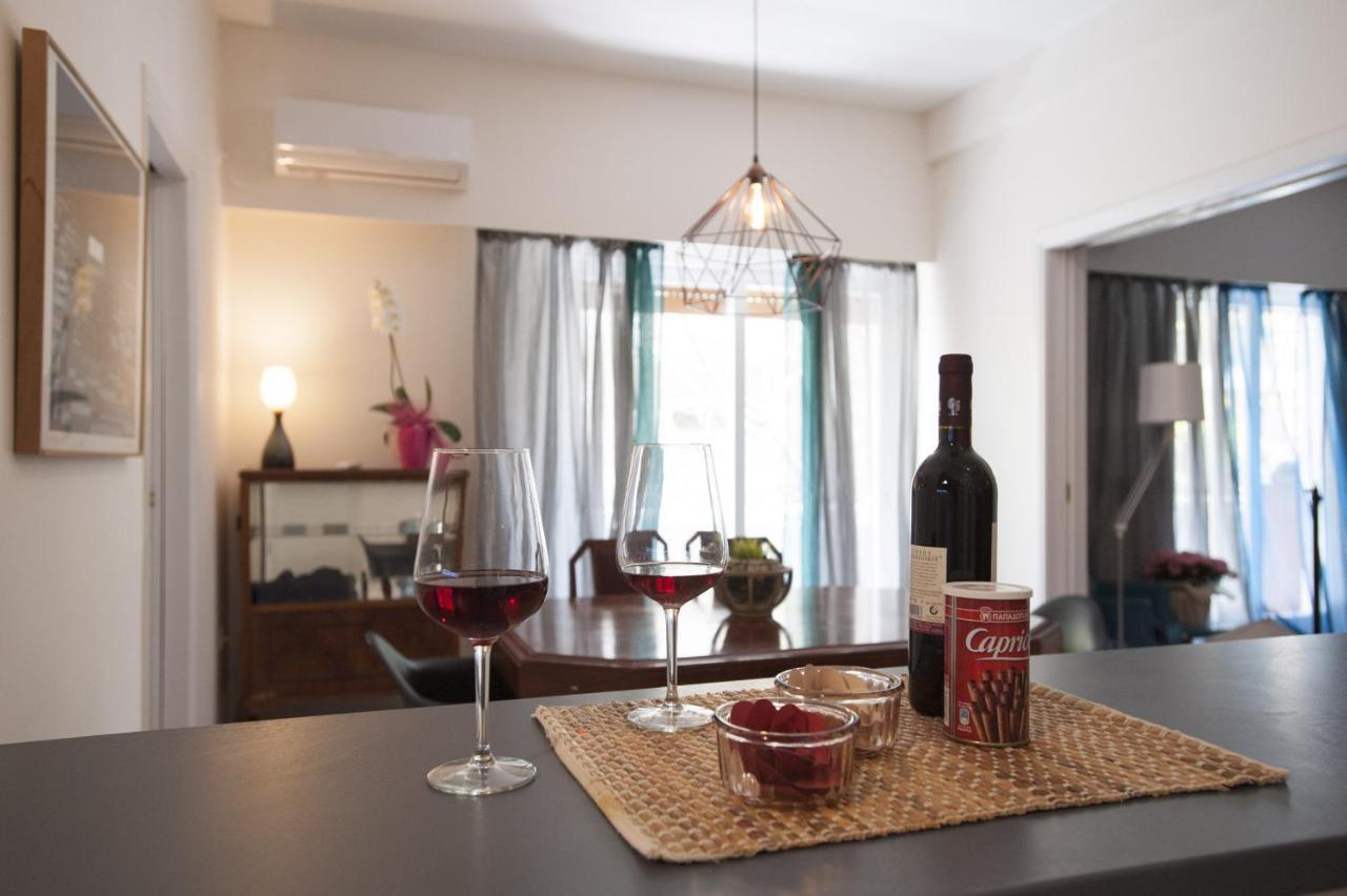 Modern-Vintage Apartment By Acropolis Museum アテネ エクステリア 写真