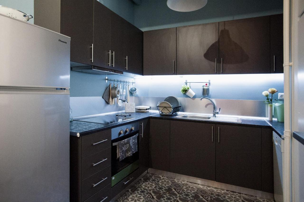 Modern-Vintage Apartment By Acropolis Museum アテネ エクステリア 写真