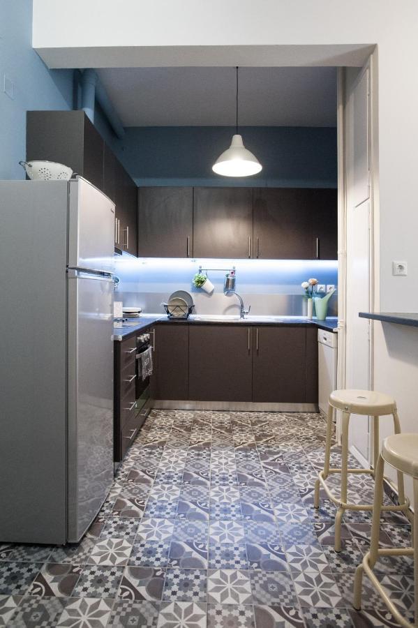 Modern-Vintage Apartment By Acropolis Museum アテネ エクステリア 写真